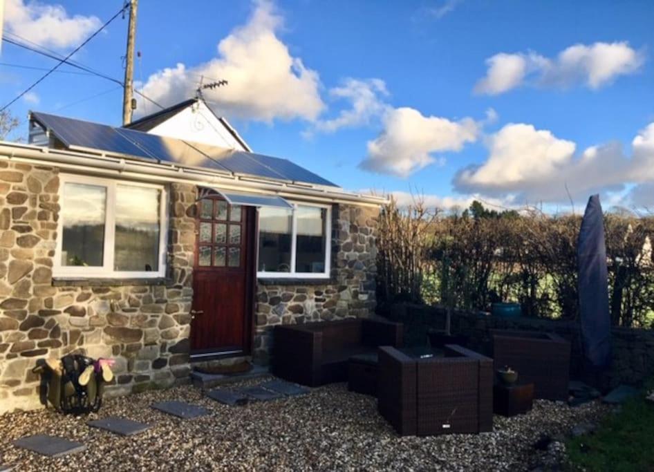 Daffodil House , West Wales 兰达弗里 外观 照片